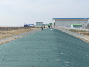 松島基地東側のブルーインパルス撮影スポットの土手